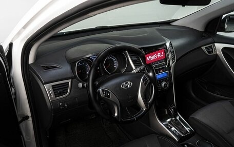 Hyundai i30 II рестайлинг, 2014 год, 950 000 рублей, 10 фотография
