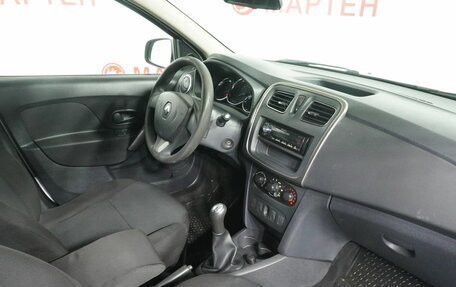 Renault Logan II, 2014 год, 717 000 рублей, 10 фотография