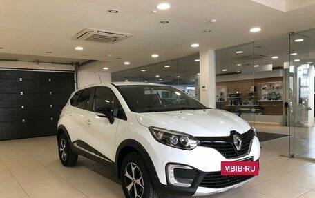 Renault Kaptur I рестайлинг, 2017 год, 1 399 000 рублей, 3 фотография