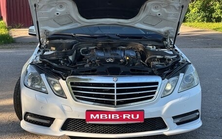 Mercedes-Benz E-Класс, 2012 год, 1 750 000 рублей, 27 фотография