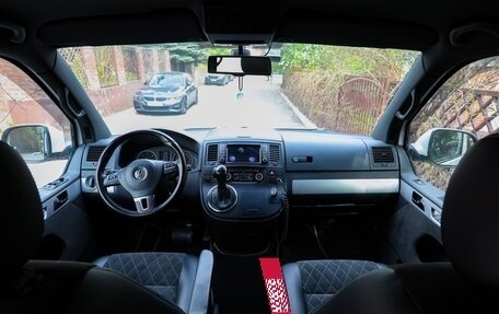 Volkswagen Multivan T5, 2013 год, 2 850 000 рублей, 12 фотография