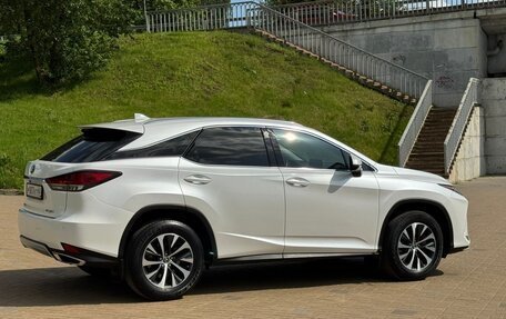 Lexus RX IV рестайлинг, 2020 год, 4 800 000 рублей, 9 фотография