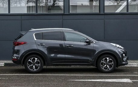 KIA Sportage IV рестайлинг, 2018 год, 2 150 000 рублей, 5 фотография