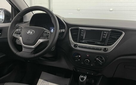 Hyundai Solaris II рестайлинг, 2017 год, 1 249 000 рублей, 11 фотография