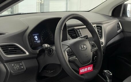 Hyundai Solaris II рестайлинг, 2017 год, 1 249 000 рублей, 8 фотография