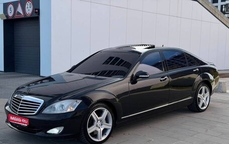 Mercedes-Benz S-Класс, 2006 год, 980 000 рублей, 1 фотография