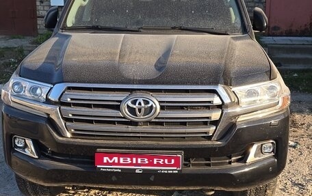 Toyota Land Cruiser 200, 2020 год, 7 300 000 рублей, 1 фотография