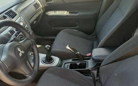 Mitsubishi Lancer IX, 2005 год, 330 000 рублей, 11 фотография