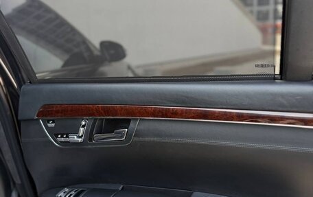 Mercedes-Benz S-Класс, 2006 год, 980 000 рублей, 13 фотография