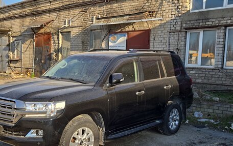 Toyota Land Cruiser 200, 2020 год, 7 300 000 рублей, 9 фотография
