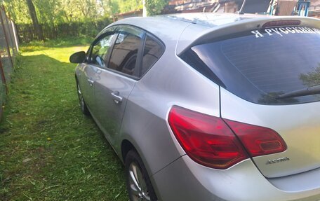 Opel Astra J, 2010 год, 650 000 рублей, 8 фотография