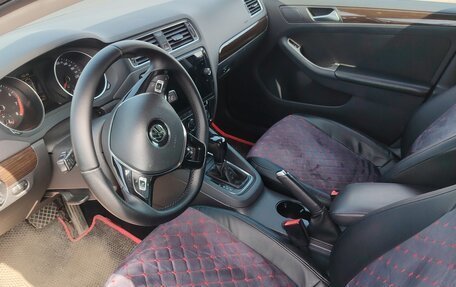 Volkswagen Jetta VI, 2014 год, 1 580 000 рублей, 5 фотография