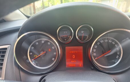 Opel Astra J, 2010 год, 650 000 рублей, 14 фотография