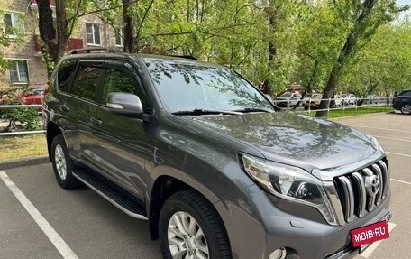 Toyota Land Cruiser Prado 150 рестайлинг 2, 2014 год, 2 845 000 рублей, 7 фотография