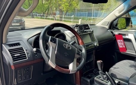 Toyota Land Cruiser Prado 150 рестайлинг 2, 2014 год, 2 845 000 рублей, 12 фотография