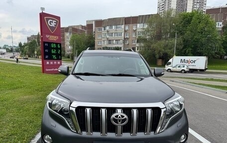 Toyota Land Cruiser Prado 150 рестайлинг 2, 2014 год, 2 845 000 рублей, 8 фотография