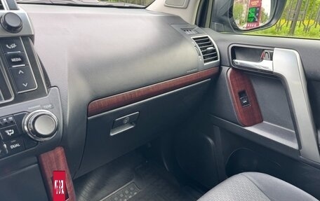 Toyota Land Cruiser Prado 150 рестайлинг 2, 2014 год, 2 845 000 рублей, 23 фотография