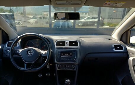 Volkswagen Polo VI (EU Market), 2016 год, 849 000 рублей, 11 фотография
