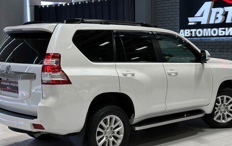 Toyota Land Cruiser Prado 150 рестайлинг 2, 2014 год, 3 400 000 рублей, 6 фотография