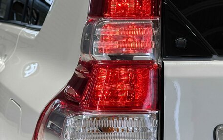 Toyota Land Cruiser Prado 150 рестайлинг 2, 2014 год, 3 400 000 рублей, 8 фотография