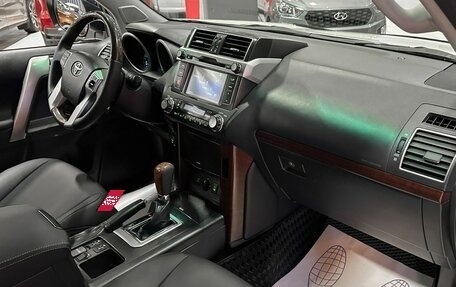 Toyota Land Cruiser Prado 150 рестайлинг 2, 2014 год, 3 400 000 рублей, 18 фотография