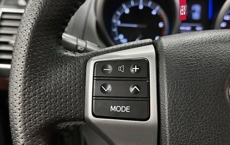 Toyota Land Cruiser Prado 150 рестайлинг 2, 2014 год, 3 400 000 рублей, 20 фотография