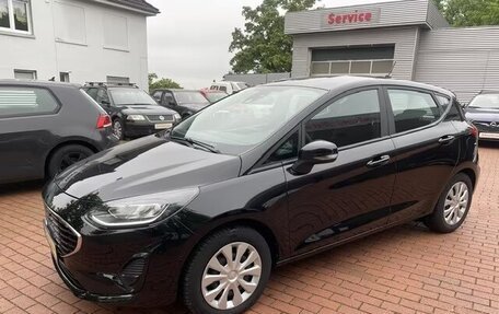 Ford Fiesta, 2023 год, 1 897 000 рублей, 4 фотография