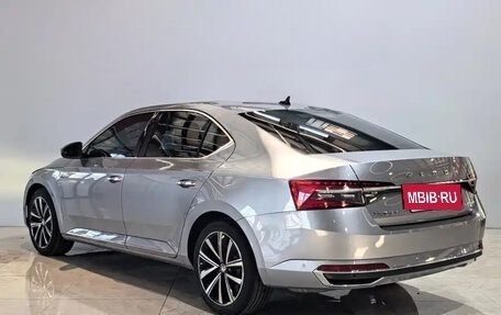 Skoda Superb III рестайлинг, 2023 год, 2 330 006 рублей, 23 фотография