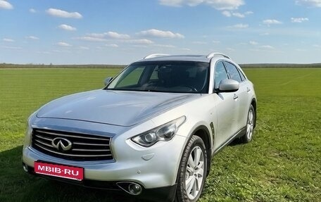 Infiniti FX II, 2011 год, 1 689 000 рублей, 1 фотография