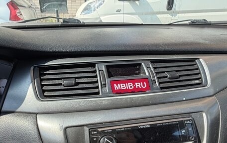 Mitsubishi Lancer IX, 2006 год, 550 000 рублей, 24 фотография
