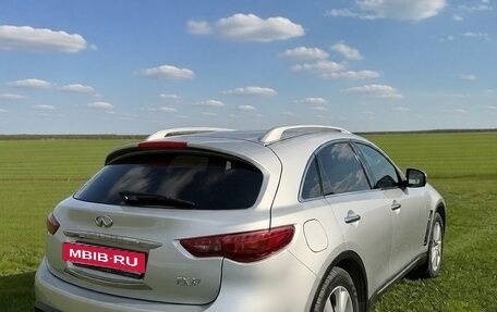 Infiniti FX II, 2011 год, 1 689 000 рублей, 3 фотография