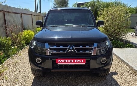 Mitsubishi Pajero IV, 2013 год, 2 350 000 рублей, 2 фотография