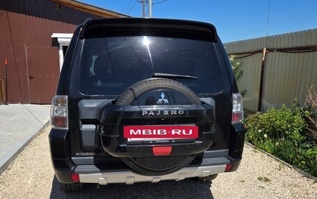 Mitsubishi Pajero IV, 2013 год, 2 350 000 рублей, 3 фотография