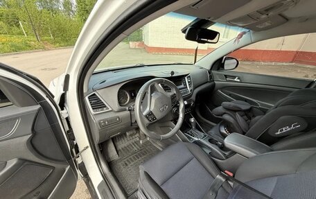Hyundai Tucson III, 2017 год, 2 000 000 рублей, 10 фотография