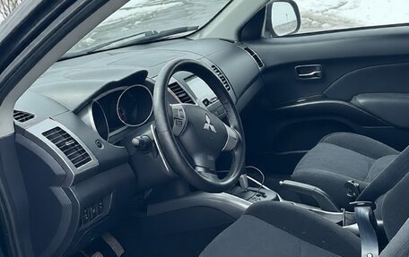 Mitsubishi Outlander III рестайлинг 3, 2008 год, 1 300 000 рублей, 9 фотография