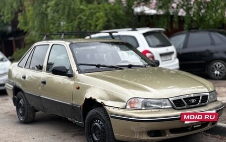Daewoo Nexia I рестайлинг, 2004 год, 45 000 рублей, 2 фотография