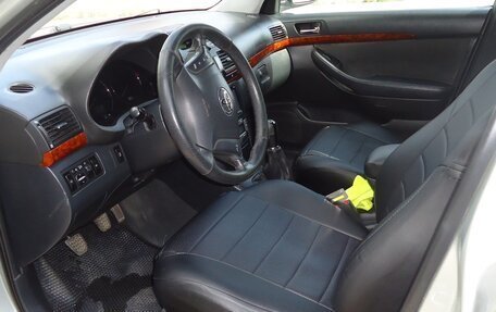 Toyota Avensis III рестайлинг, 2004 год, 495 000 рублей, 9 фотография