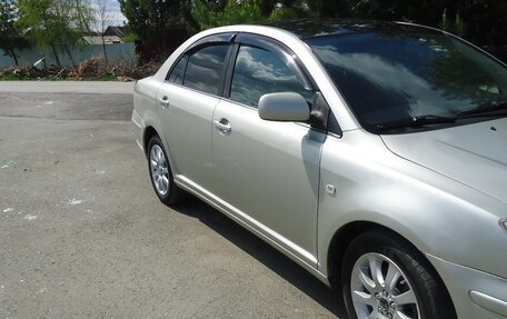 Toyota Avensis III рестайлинг, 2004 год, 495 000 рублей, 2 фотография