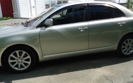Toyota Avensis III рестайлинг, 2004 год, 495 000 рублей, 6 фотография