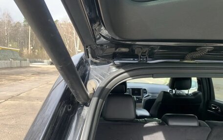 Jeep Grand Cherokee, 2014 год, 2 000 000 рублей, 17 фотография