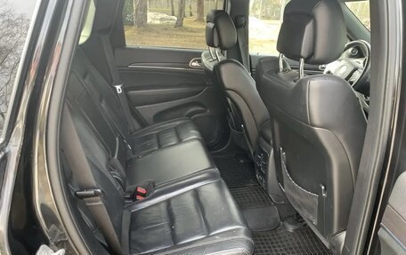 Jeep Grand Cherokee, 2014 год, 2 000 000 рублей, 29 фотография