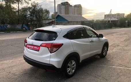 Honda Vezel, 2014 год, 1 385 000 рублей, 5 фотография