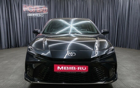 Toyota Camry, 2024 год, 3 998 000 рублей, 2 фотография