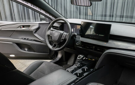 Toyota Camry, 2024 год, 3 998 000 рублей, 9 фотография