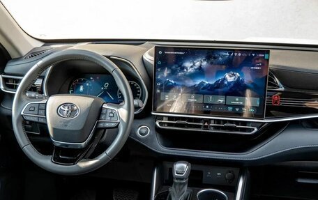 Toyota Highlander, 2026 год, 4 900 000 рублей, 16 фотография
