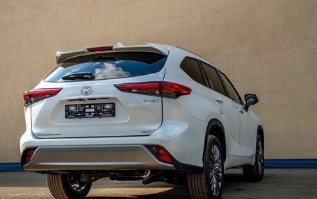 Toyota Highlander, 2026 год, 4 900 000 рублей, 12 фотография