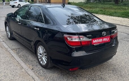 Toyota Camry, 2015 год, 2 250 000 рублей, 2 фотография