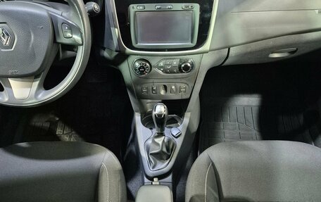 Renault Sandero II рестайлинг, 2017 год, 1 039 000 рублей, 13 фотография