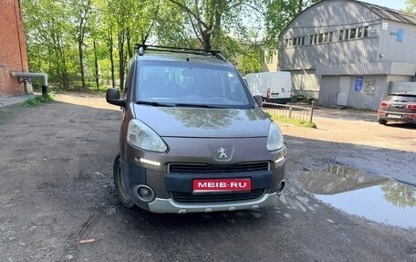 Peugeot Partner II рестайлинг 2, 2012 год, 320 000 рублей, 1 фотография