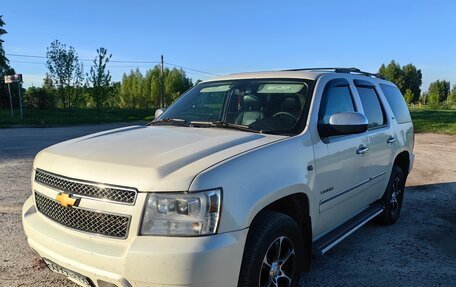 Chevrolet Tahoe III, 2012 год, 2 000 000 рублей, 3 фотография